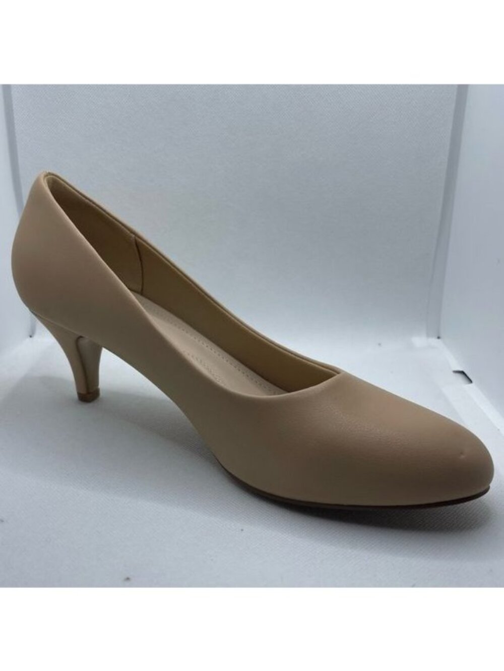 Greatonu Women's Round Toe Low Heels Closed Toe Dress Shoes, Size 10, New - Picture 2 of 10